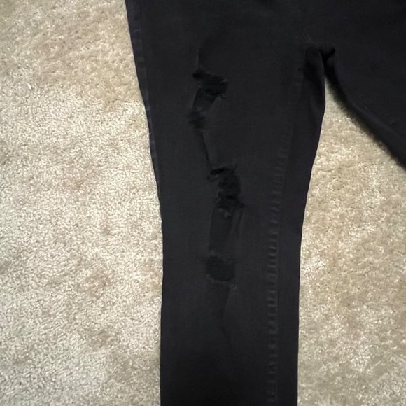 Torrid Ripped Black Women's Plus Size Jeans Size 18R - Picture 3 of 8